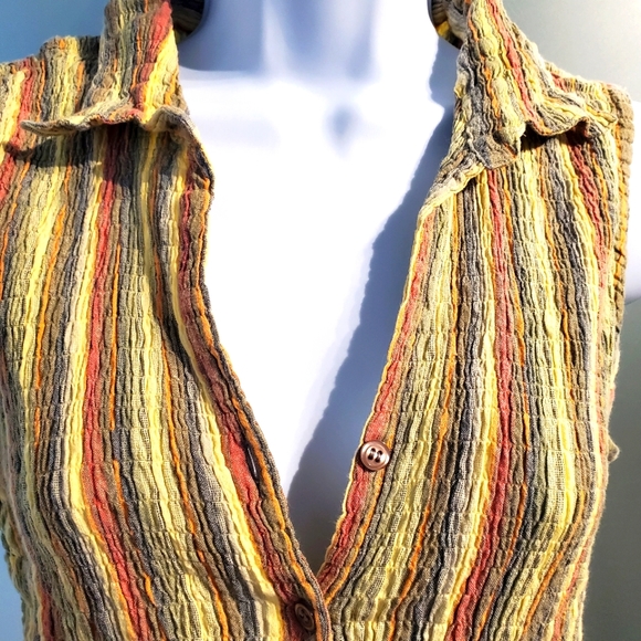 Ladies Large, Multi-Colored Striped, V-Neck Collar, Buttons, Tank Top, Stretchy - Picture 3 of 14